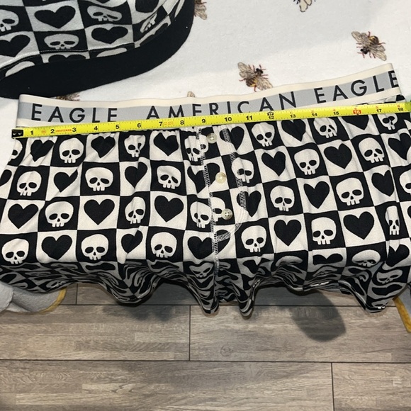 American Eagle 2 piece pajama set or loungewear size XL need I say more skulls - Picture 7 of 17